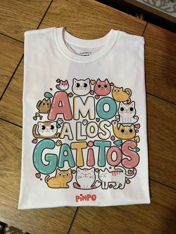 Amo a los gatitos By: @mariepimpo